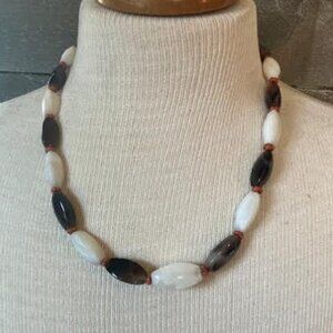 Ladies 21-inch necklace with multicolored stones